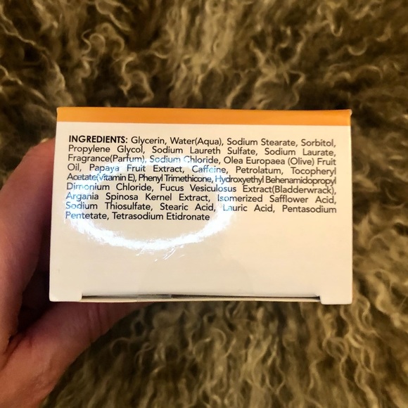 Anti-Cellulite Body Wash in a Sponge - Picture 9 of 12